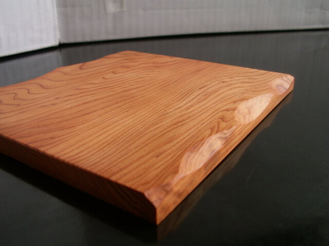 屋久杉 木目の美しい敷板 一輪挿し 花台 マウスパッド 飾り台 K167