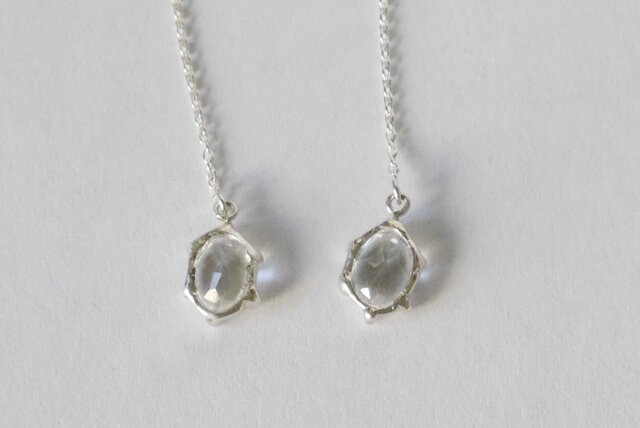 一点物☆white topaz pierce(sv)☆揺れる☆ホワイトトパーズ