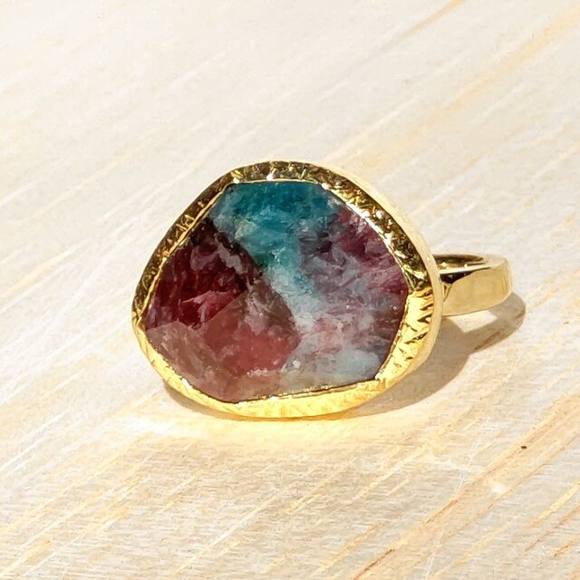 パライバトルマリン　変形オーバル　立体カット　ミックスカラー　シルバーSV925リング