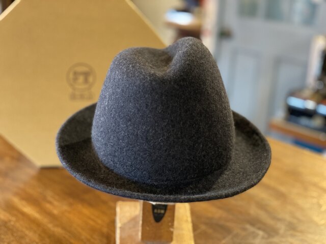 帽子 木型 木型で作った ふたこぶフェルトハット | iichi 日々の暮らしを