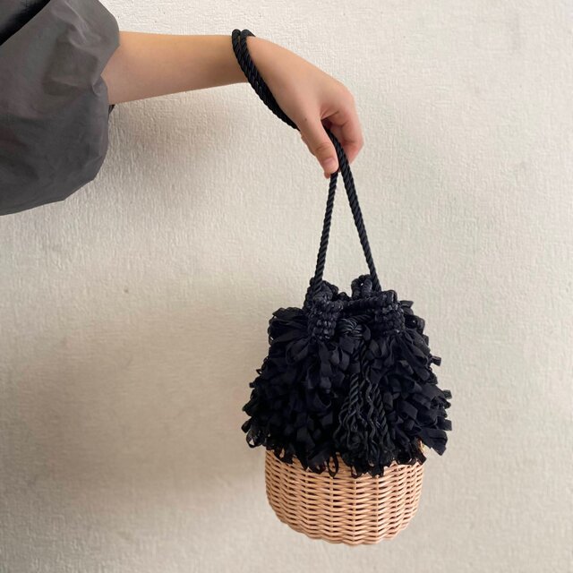 【1点在庫あり】「黒」籐とかぎ針編みのバッグMeggBag poche /かごバッグ