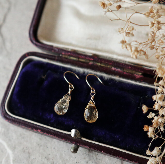 ピアス　ペルー鉱石　インカ暦 ピアス ペルー鉱石 インカ暦