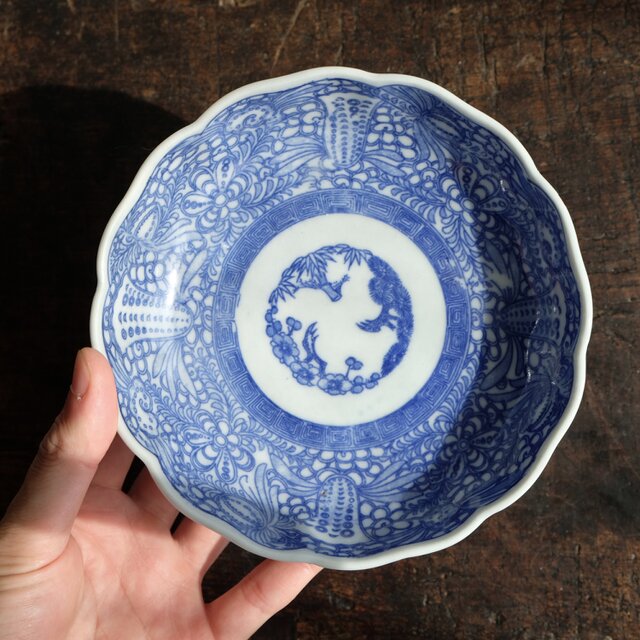 細かな花唐草で素敵◇瀬戸焼 花文印判膾皿 骨董品 antiques 丁寧な