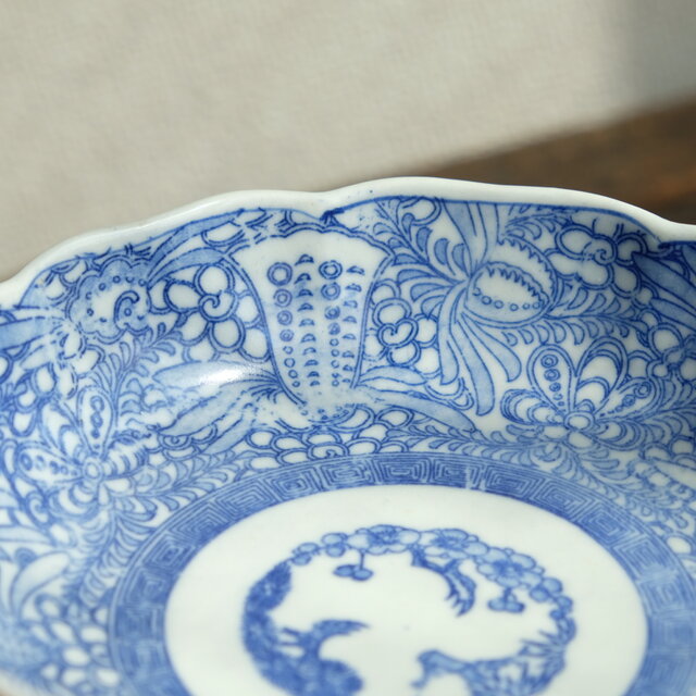 細かな花唐草で素敵◇瀬戸焼 花文印判膾皿 骨董品 antiques 丁寧な