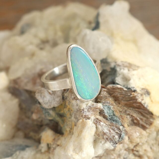Australian Boulder Opal Ring ボルダーオパールのリング silver925 