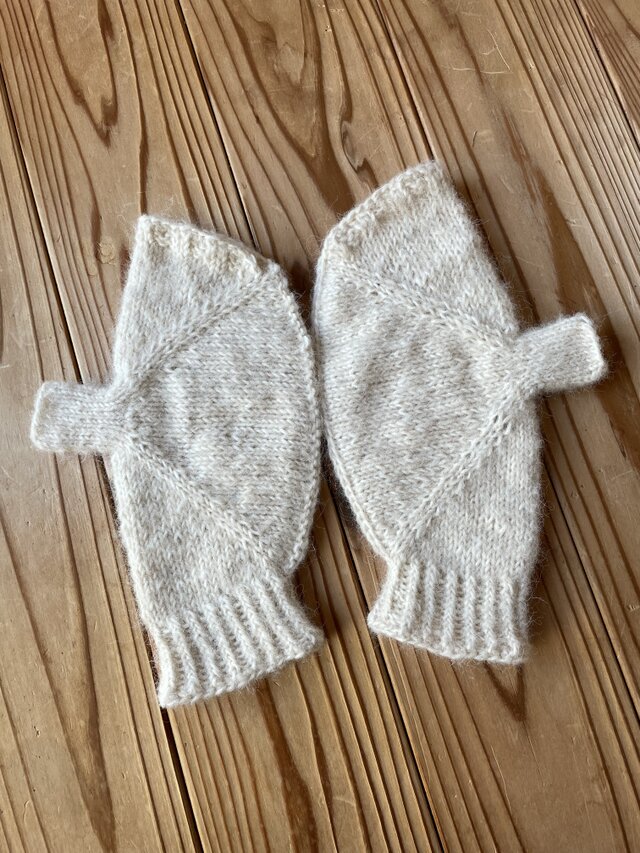 No.1331 アルパカミトン raw white/subtle beige