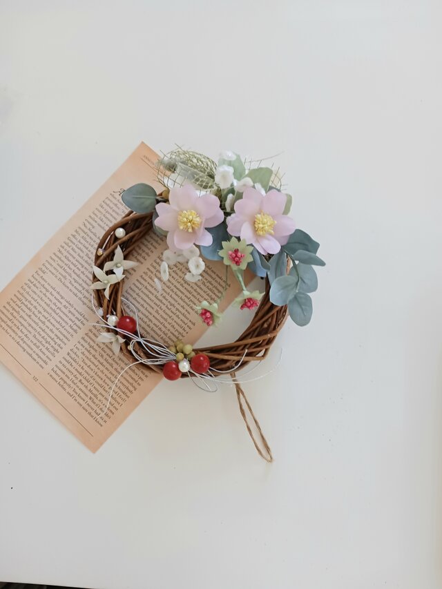 染め布花＊ナチュラルなひなぎくのリース | iichi 日々の暮らしを