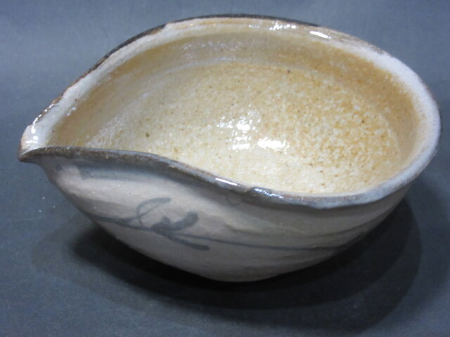 佐賀の焼き物【16】　片口器　絵唐津 絵唐津片口湯冷まし | iichi 日々の暮らしを心地よくするハンドメイド