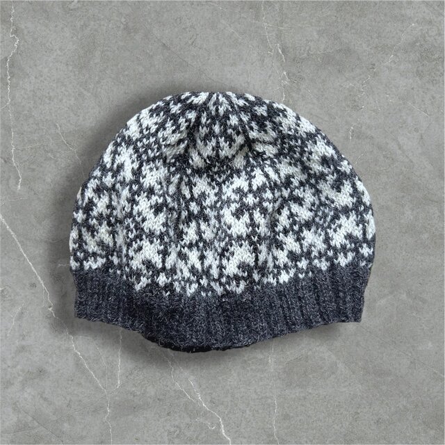 北欧から発送 / ニット帽 / Spindelnät-mössa(白×炭色)