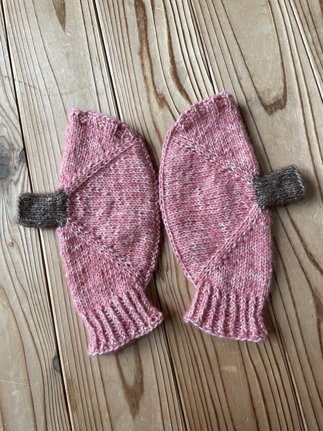 No.1334 アルパカミトンsalmon mottled