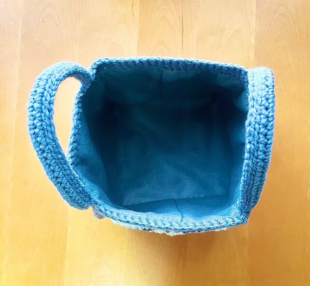 モチーフ編みのニットバッグ (正方形 フラワー） | iichi 日々の暮らし