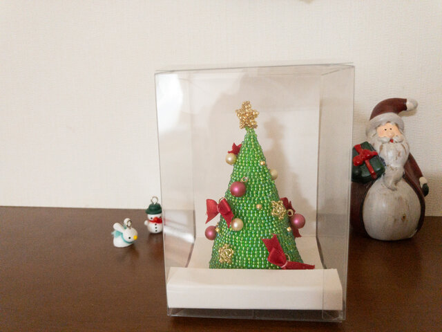 ★クリスマスツリー⭐︎ビーズ★ ビーズステッチクリスマスツリー | iichi 日々の暮らしを