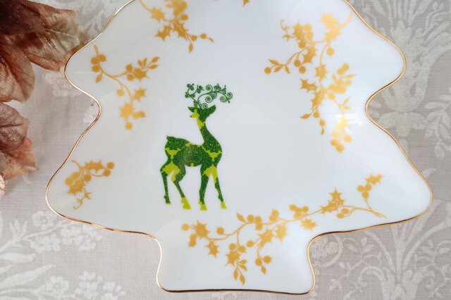 トナカイ☆ツリー型プレートLサイズ（グリーン） | iichi 日々の暮らし