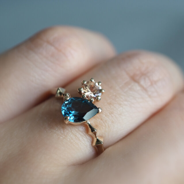 Natural stone k10リング（London Blue Topaz＆Champagne Garnet