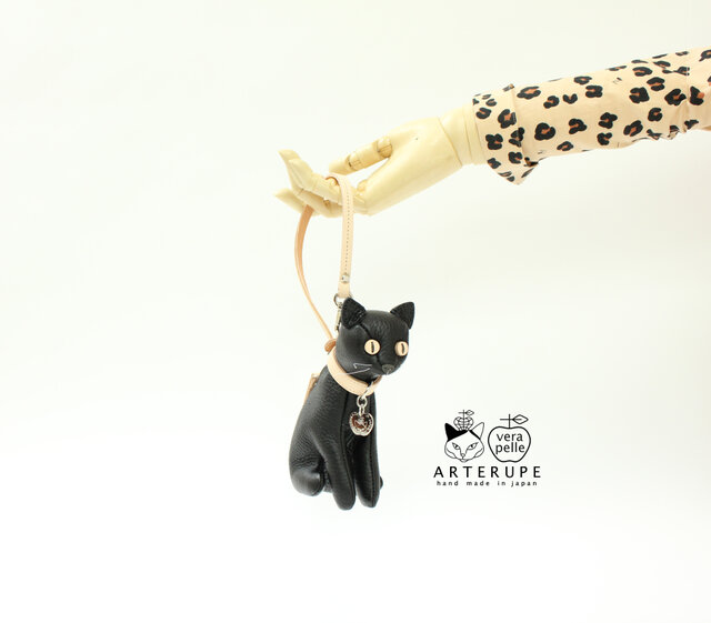 Kitten Pouch 黒猫 本革 ミニポーチ スマートキーケース | iichi 日々