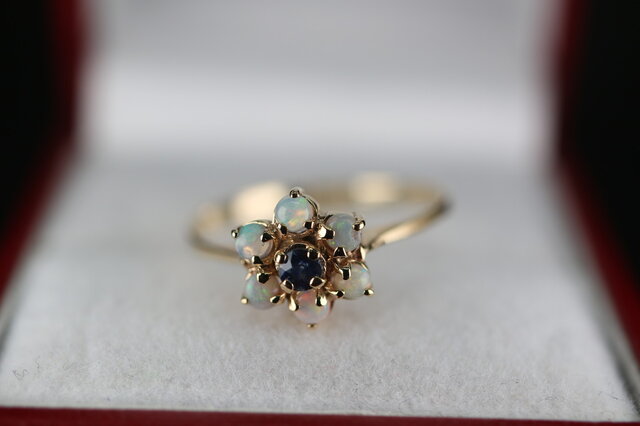 ゴールド リング 指輪 英国 1977年 オパール 375 宝石 鑑定書 J2 英国 ビンテージ イギリス ゴールド 指輪 リング 天然 サファイア