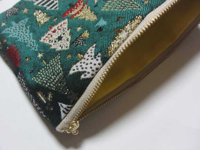 クリスマス2025 フランス生地 もみの木 ポーチ Lサイズ 通帳入れ