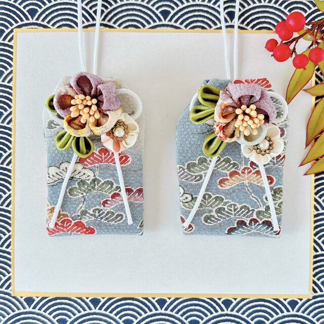 （青松）元巫女が作る花のお守り袋