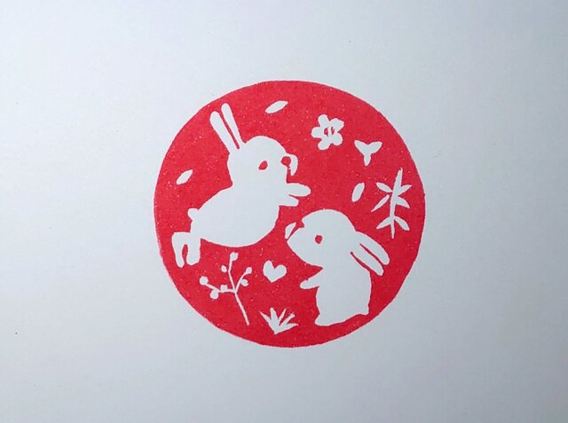 消しゴムはんこ「月のうさぎ」 | iichi 日々の暮らしを心地よくする