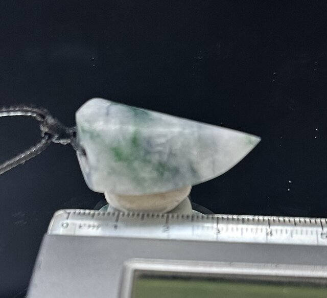 龍神舞祭 龍牙 糸魚川極上ロウカン翡翠 | iichi 日々の暮らしを