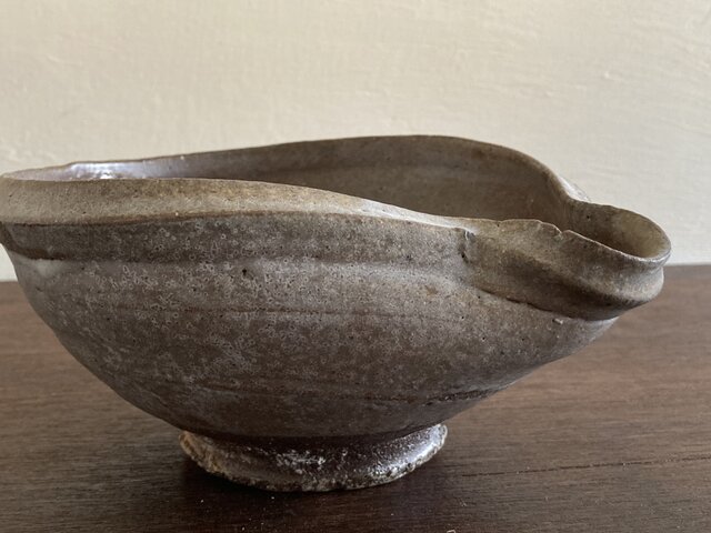 灰釉片口鉢 | iichi 日々の暮らしを心地よくするハンドメイドや