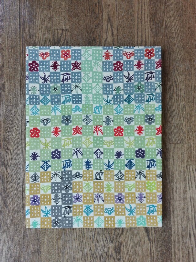 紅型染め　市松模様