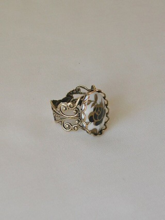 リング　”black rose”