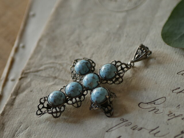 フランス アンティーク クロス ペンダントトップ 18k 希少な特別品 フランス製18金無垢アンティーククロス・十字架