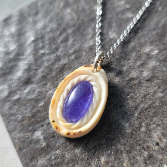 鹿の角 宝石質タンザナイトのネックレス