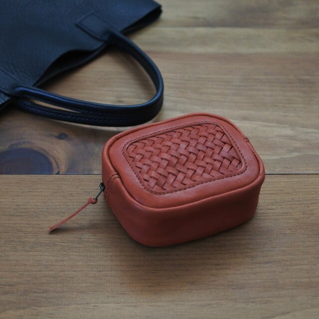 網代編みの革ポーチ（ブラウン）