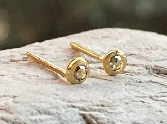 ※ 専用です！　　K24 ローズピアス K24 ローズカット天然ダイヤモンド 純金スタッドピアス◇K24 Pure Gold