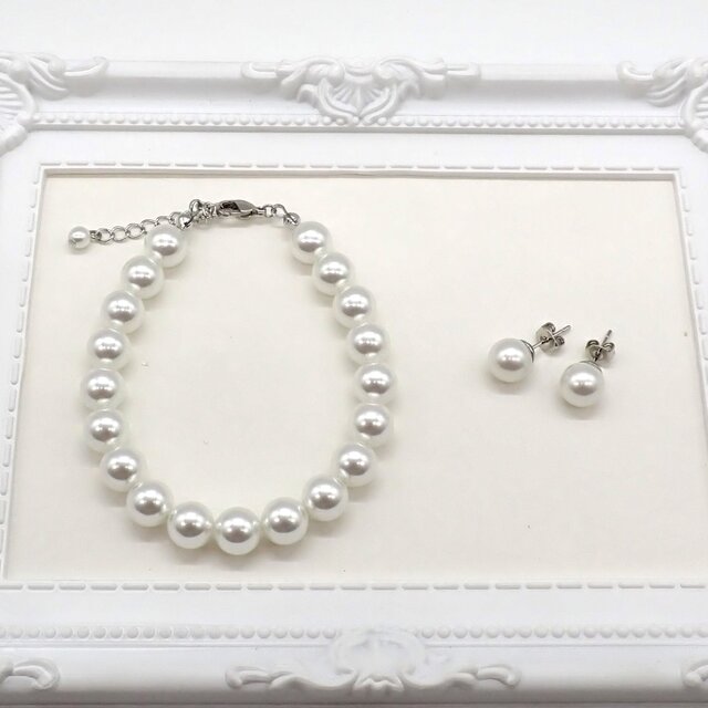 スタッドピアス】パールアクセサリー2点セット【ピアス・ブレスレット