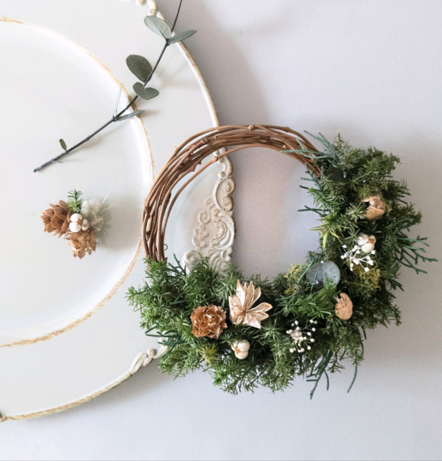 小さなクリスマスリースとオーナメントのセット　クリスマスオーナメント　クリスマス飾り　アンティーク風ベル追加可能