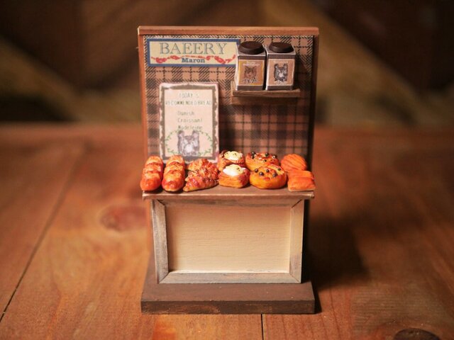 ミニチュア【小さいサイズ】パンと焼菓子のディスプレイ | iichi 日々