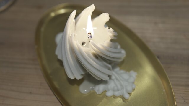 プリーツツリーキャンドル L | iichi 日々の暮らしを心地よくする