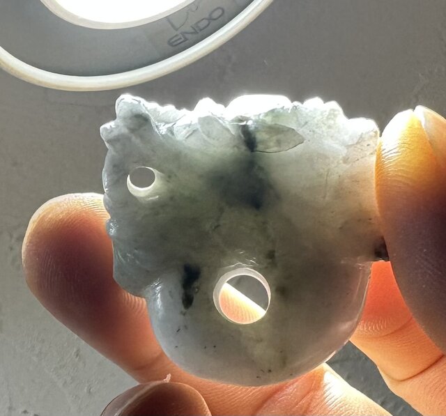 ✳業者様も大歓迎‼️ 糸魚川翡翠ロウカン勾玉　極上物‼️ 鑑別書付の本物を‼️ 糸魚川翡翠(金山谷産) SA 勾玉 】 国産 糸魚川翡翠 ろうかん