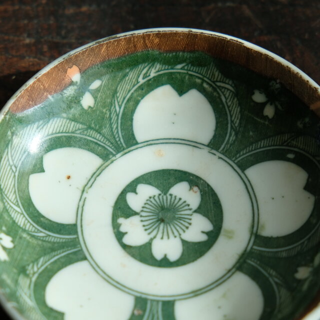 緑で素敵◇桜の文様。伊万里 印判手小皿 骨董/antiques 器 丁寧な