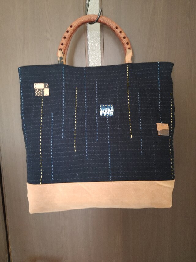 新価格手紡ぎ、手織りの藍染古布(明治後期)と酒袋のトートバック トートバッグ