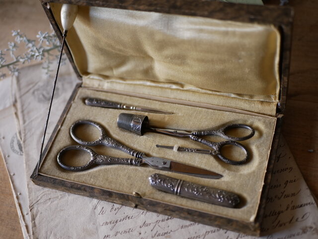 裁縫道具 セット 宿り木 ヤドリギ フランスアンティーク アンティーク