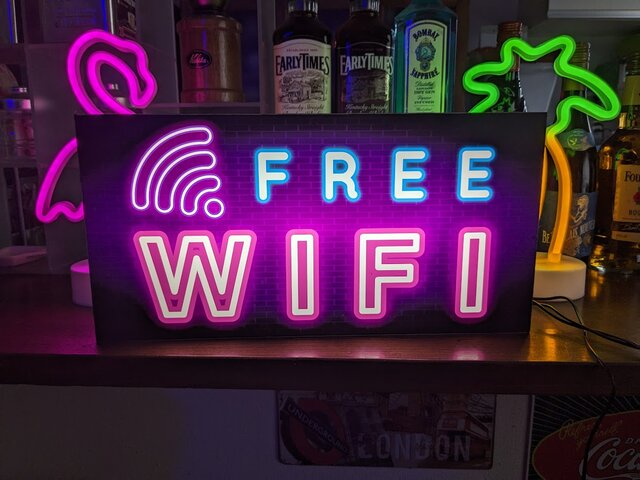 【Lサイズ】Wi-Fi 帯電話 スマホ タブレット看板 置物 雑貨 ライトBOX Lサイズ】Wi-Fi 携帯電話 スマホ タブレット パソコン モバイル 電波