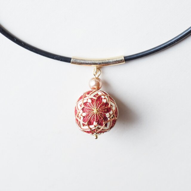 手毬ネックレス（梅）