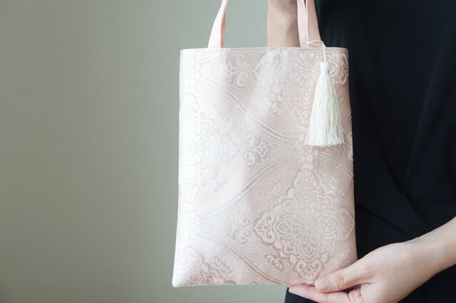 華紋・立涌模様 桃色・シルバー シルク帯リメイク ミニサブバック