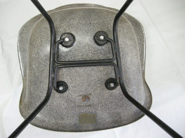 □ イームズ アーム シェル ・ H 黒ベース / ビンテージ □ | iichi