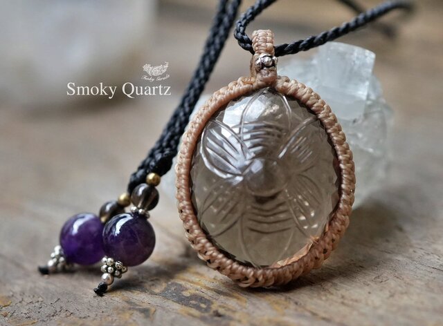お花彫刻入り☆スモーキークォーツ マクラメネックレス1330 | iichi