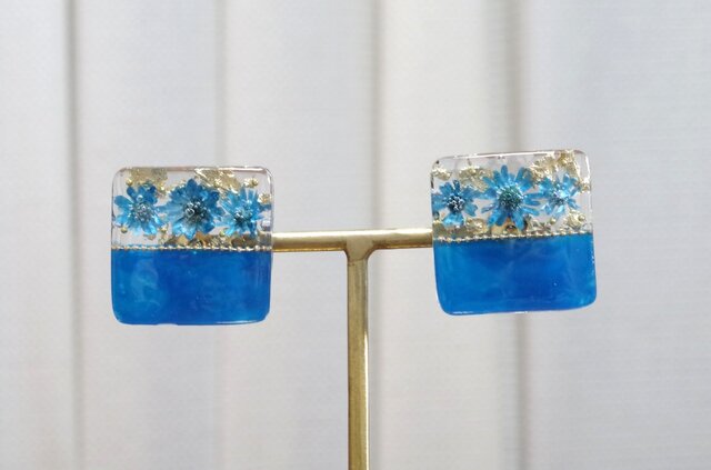 レジンピアス：#72 0fafc8622f75f6154113b2df3af572