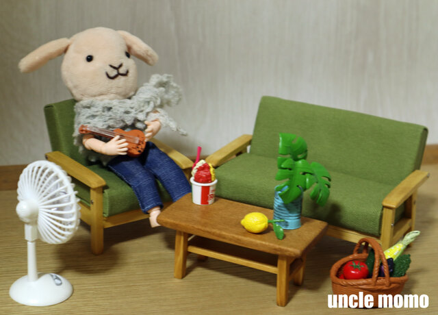 グリーン　木製　ドールハウス　ハンドメイド　ドールソファ　背面ボード　ミニチュア グリーン 木製 ドールハウス ハンドメイド ドールソファ 背面