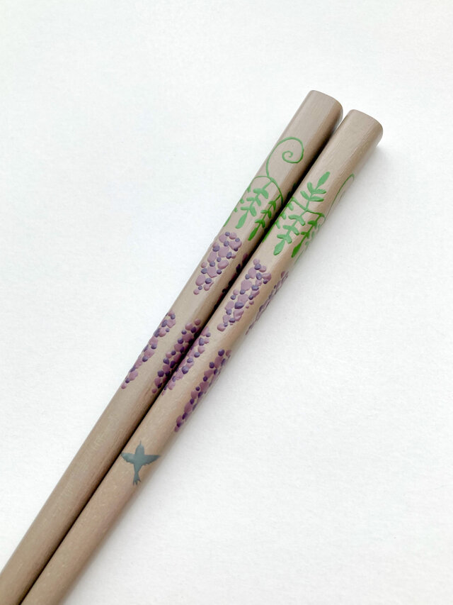 白漆の摺り漆箸 〈漆絵・藤の花〉