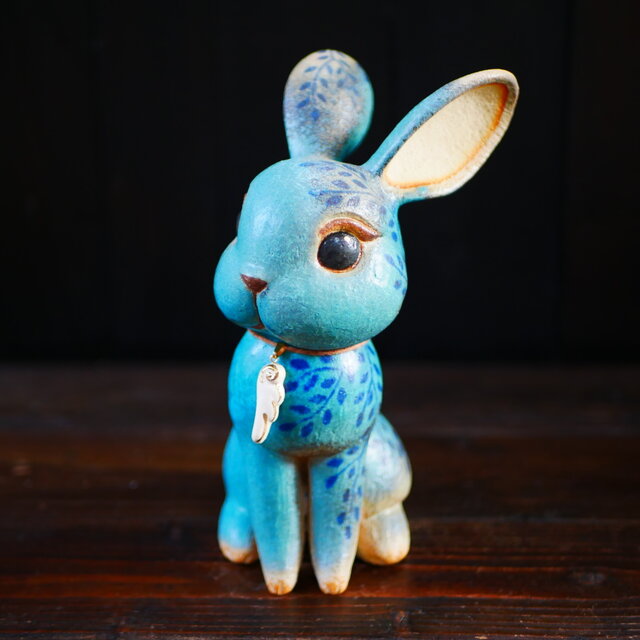 青色の葉影うさぎ　no.23