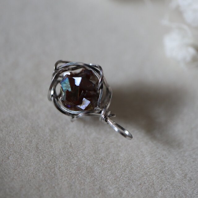 奈良県天川村産レインボーガーネットのペンダント | iichi 日々の