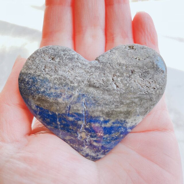 ️一点限定!最強の幸運をもたらす聖なる石 天然石 ラピスラズリ ハート原石 パワー・ストーン No1 iichi 日々の暮らしを心地よく